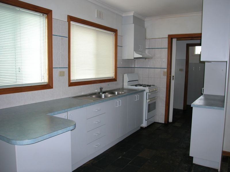 12 Arunta Crescent, Clayton VIC 3168