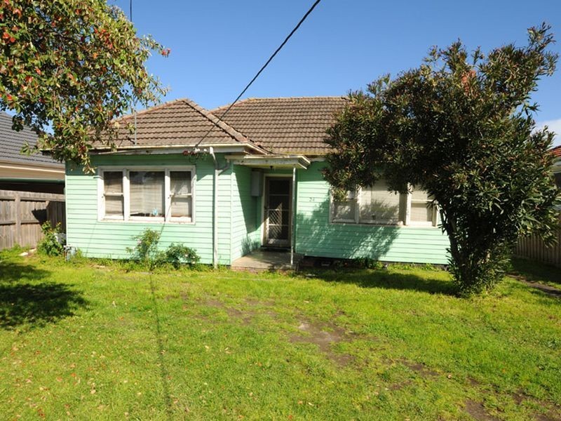24 Browns Road, Clayton VIC 3168