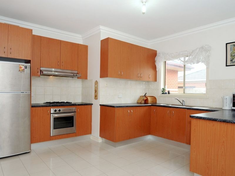 4/15-17 Springs Road, Clayton South VIC 3169