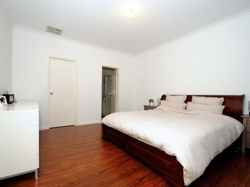 2/14 Wordsworth Avenue, Clayton South VIC 3169