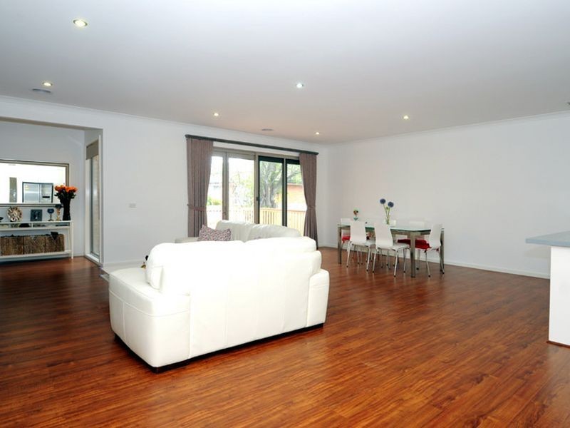 2/14 Wordsworth Avenue, Clayton South VIC 3169