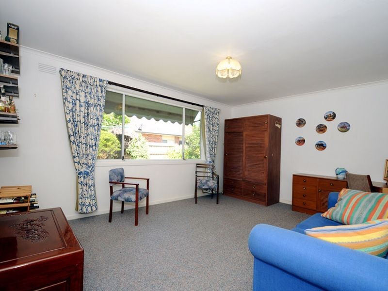 2 Vivian Court, Oakleigh South VIC 3167