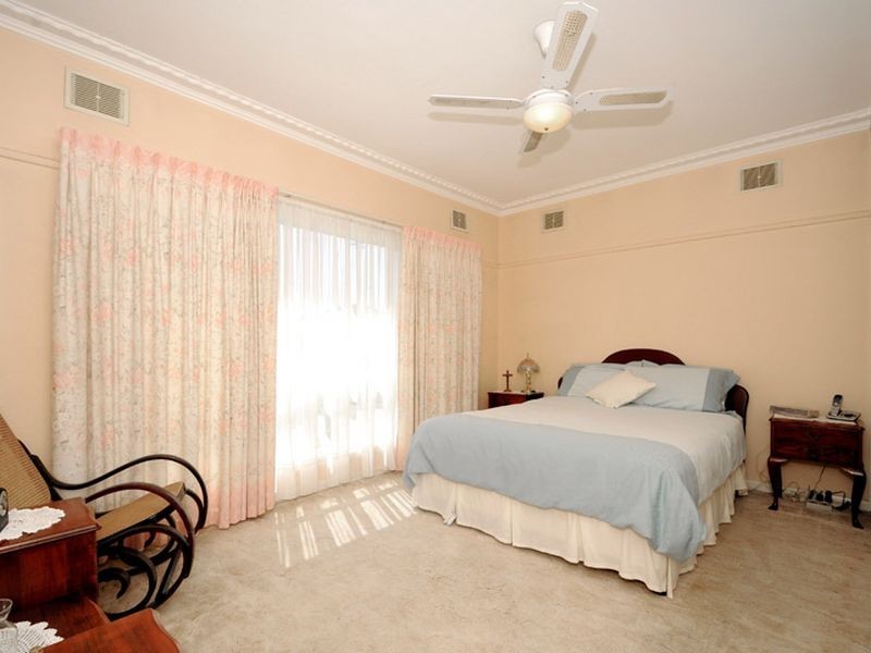 2 Vivian Court, Oakleigh South VIC 3167