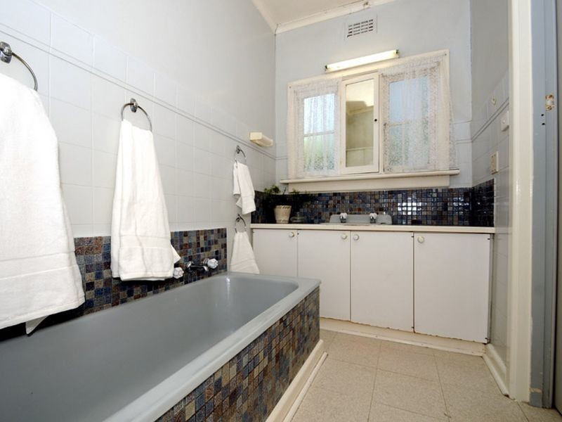 2 Vivian Court, Oakleigh South VIC 3167