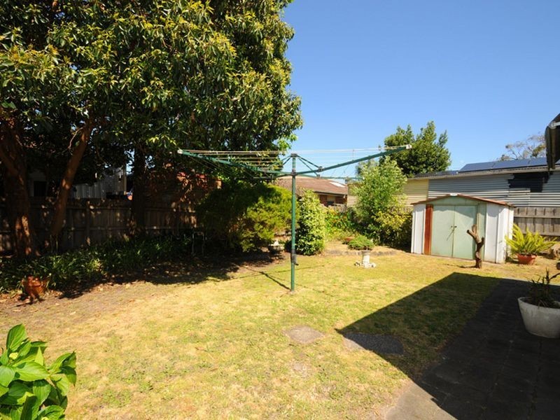 2 Vivian Court, Oakleigh South VIC 3167