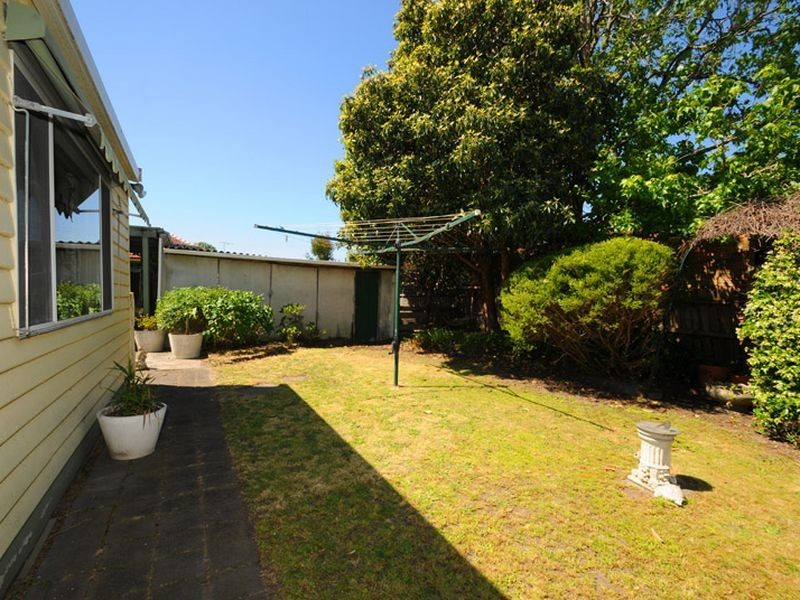 2 Vivian Court, Oakleigh South VIC 3167