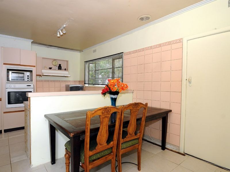 20 Frank Avenue, Clayton South VIC 3169