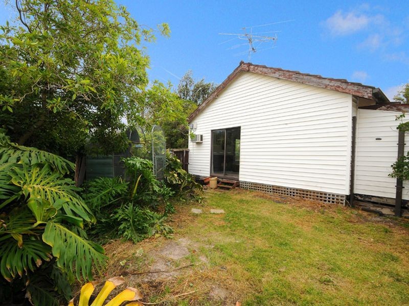 20 Frank Avenue, Clayton South VIC 3169