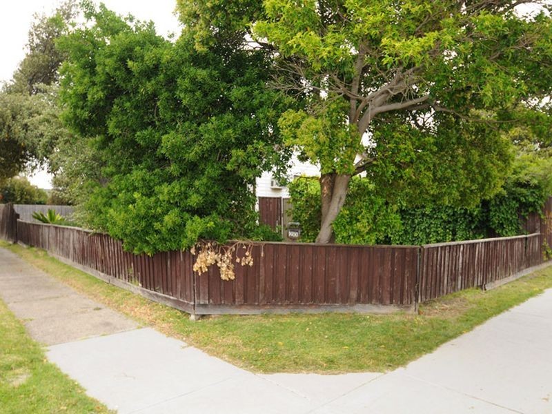 20 Frank Avenue, Clayton South VIC 3169