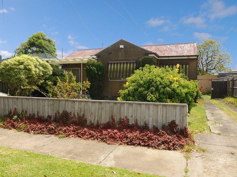 5 Rayhur Street, Clayton South VIC 3169