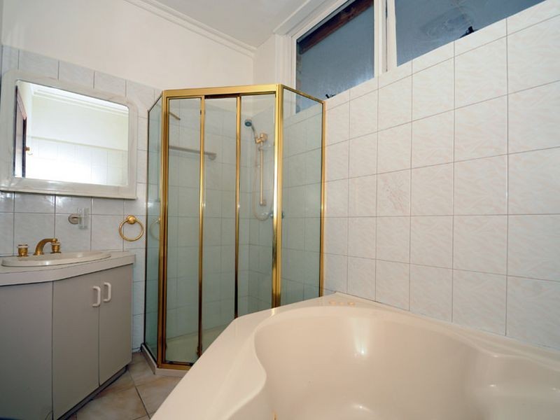 11 Viewbank Road, Mount Waverley VIC 3149