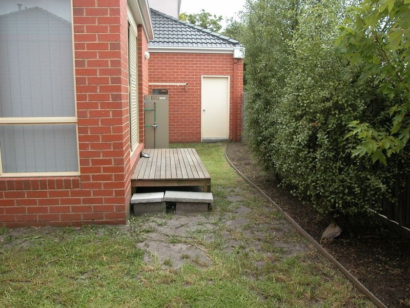 2/23 Bettina Street, Clayton VIC 3168