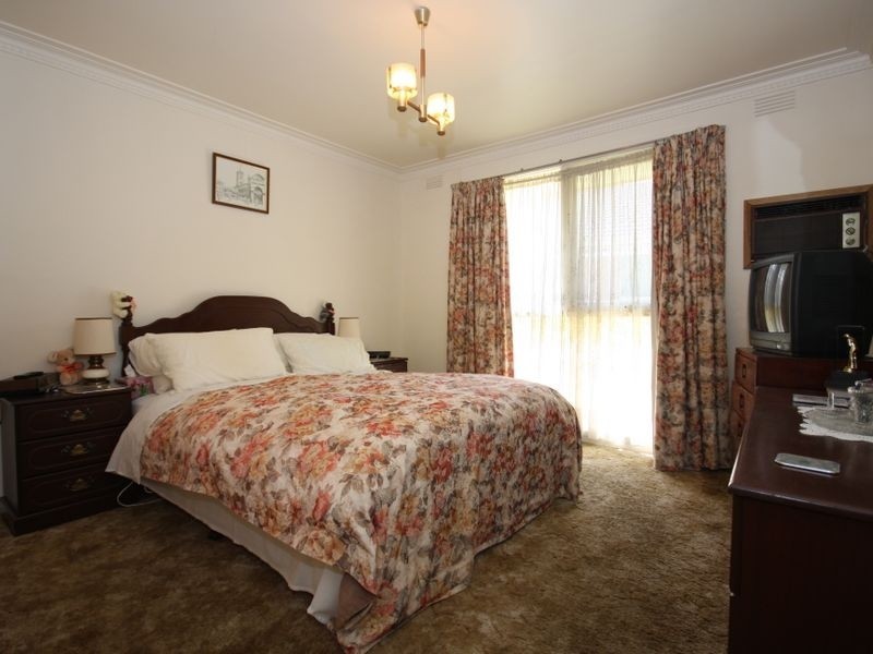 13 Camdale Street, Clarinda VIC 3169