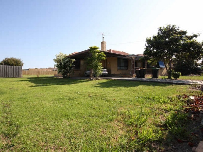 38 McMillan Street, Clayton South VIC 3169