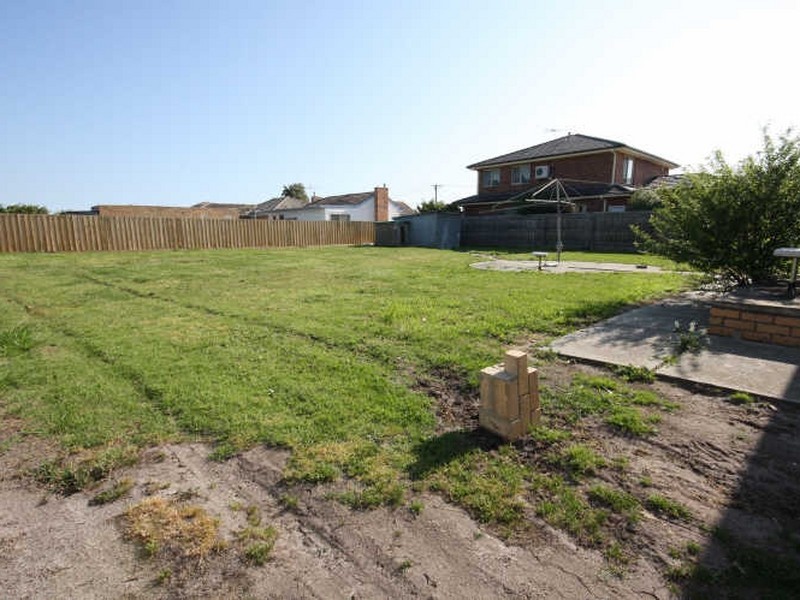 38 McMillan Street, Clayton South VIC 3169