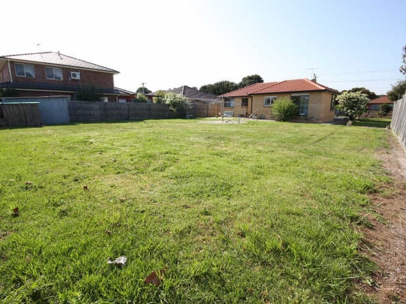 38 McMillan Street, Clayton South VIC 3169