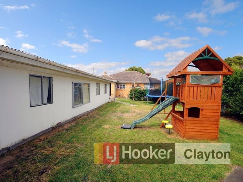 31 Morton Street, Clayton VIC 3168