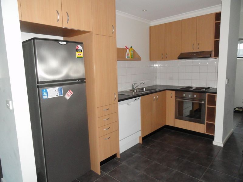 16/1 Eucalyptus Mews, Notting Hill VIC 3168