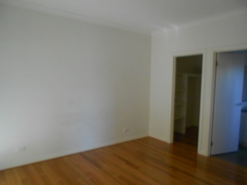 2/1372 Dandenong Road, Hughesdale VIC 3166
