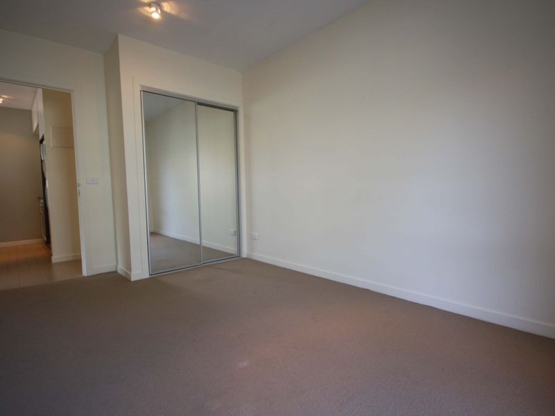 22/1 Greenfield Drive, Clayton VIC 3168