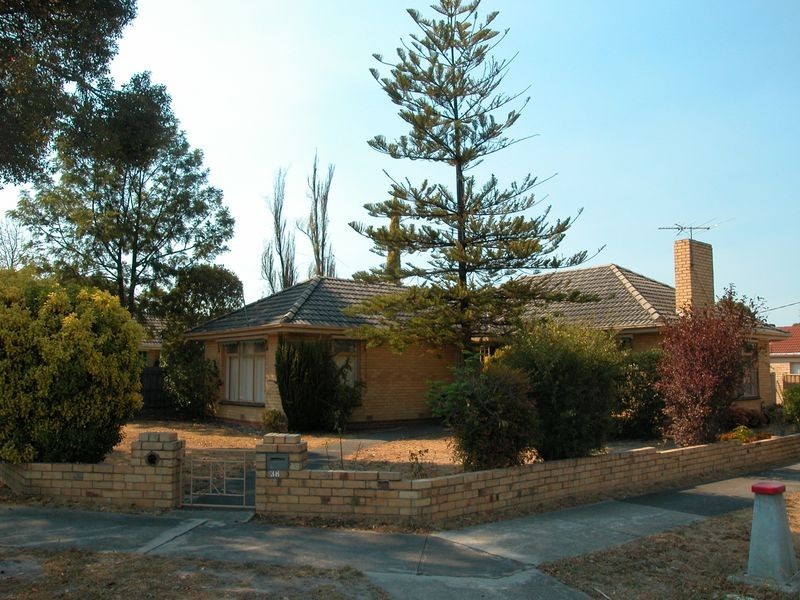 38 Carson Street, Mulgrave VIC 3170