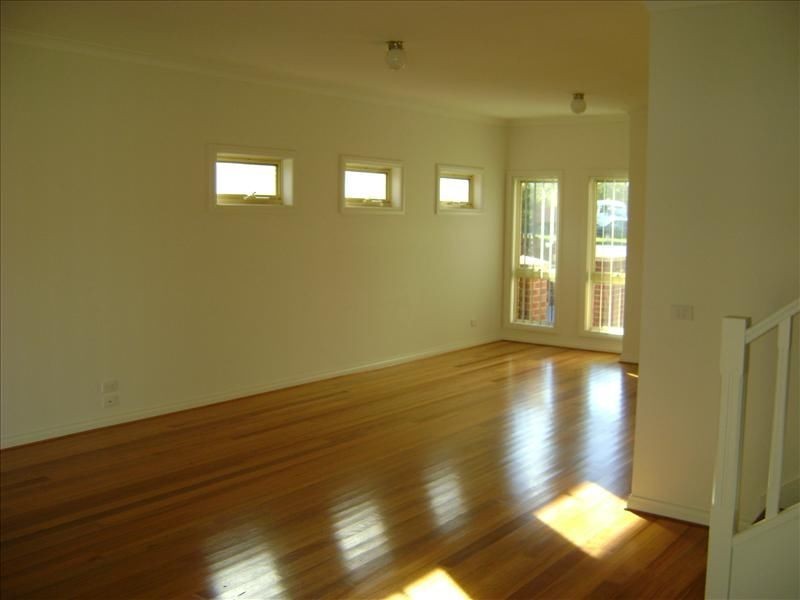 1/1372 Dandenong Road, Hughesdale VIC 3166