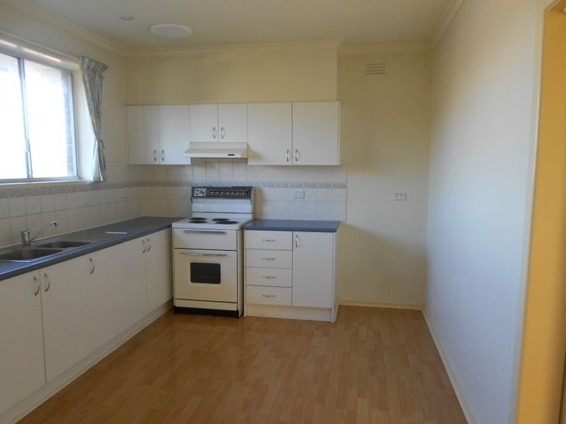 4/6 Dobson Avenue, Oakleigh East VIC 3166