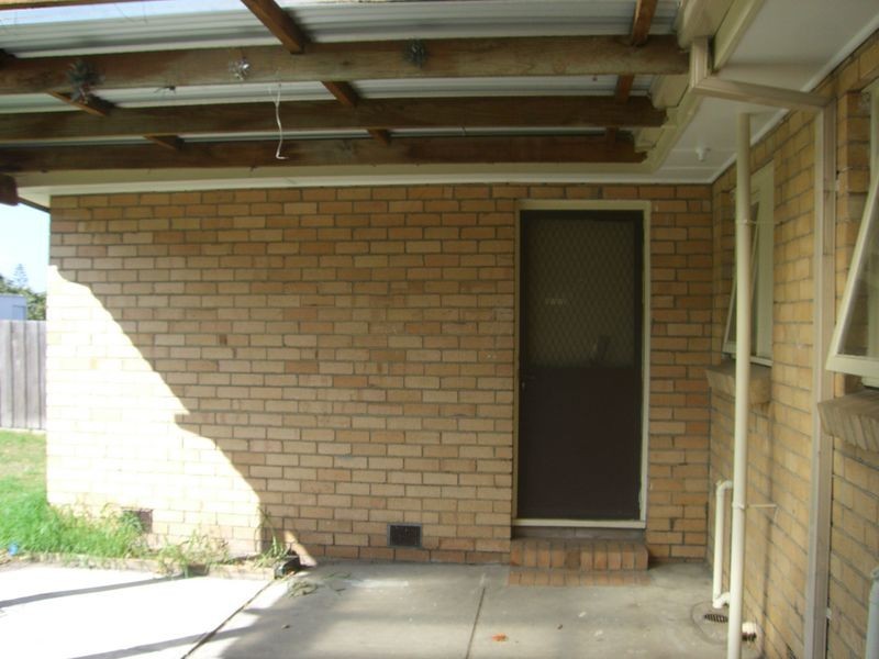 11 Clive Street, Springvale VIC 3171