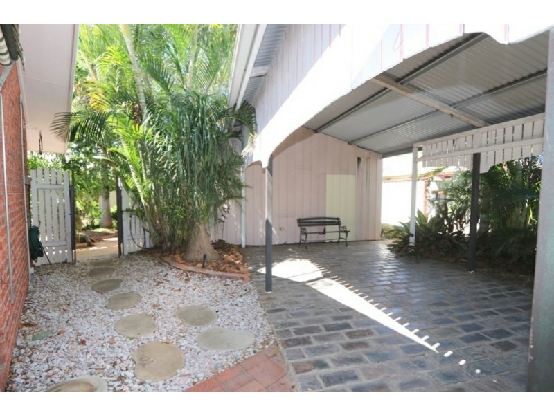 9 Rivoli Place, Emerald QLD 4720