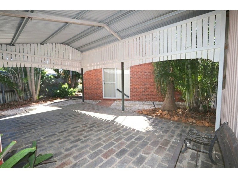 9 Rivoli Place, Emerald QLD 4720