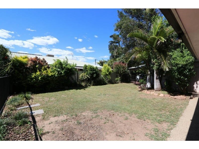 9 Rivoli Place, Emerald QLD 4720