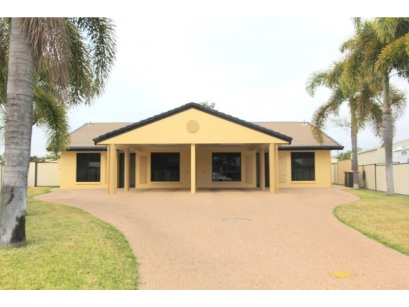 2/19 Louisa Court, Emerald QLD 4720