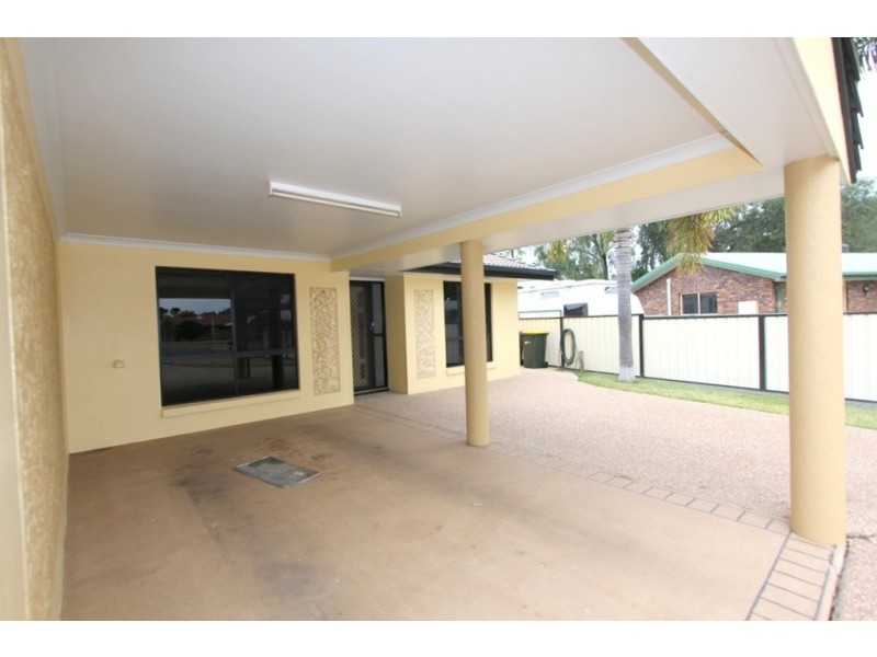 2/19 Louisa Court, Emerald QLD 4720