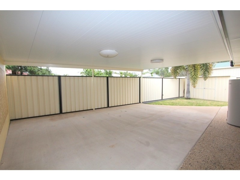 2/19 Louisa Court, Emerald QLD 4720