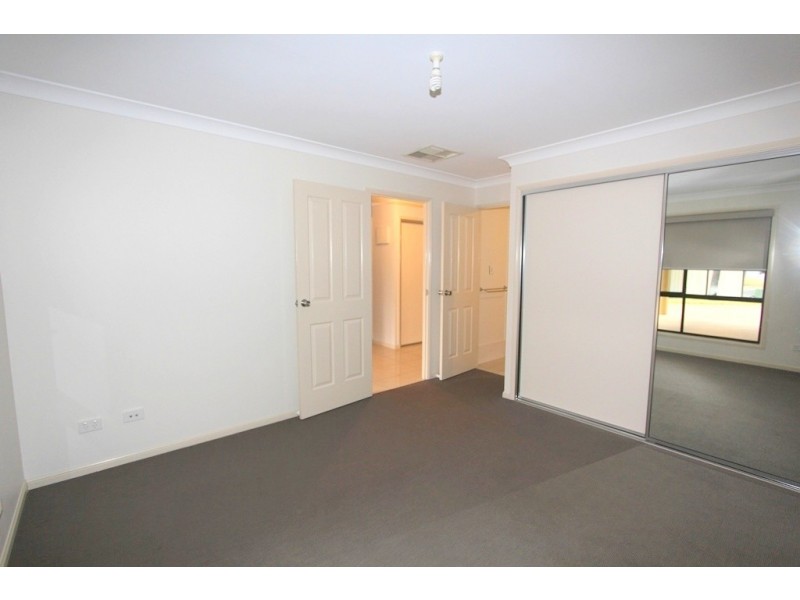 2/19 Louisa Court, Emerald QLD 4720