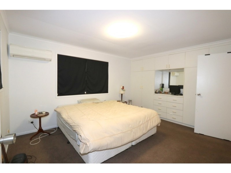 6 Oxley Court, Emerald QLD 4720