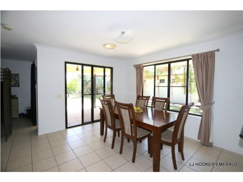 1 Siobhan Court, Emerald QLD 4720