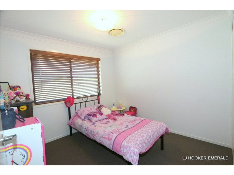 1 Siobhan Court, Emerald QLD 4720