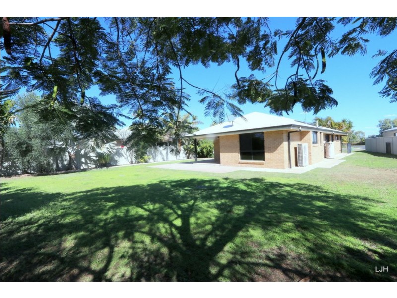 1 Siobhan Court, Emerald QLD 4720