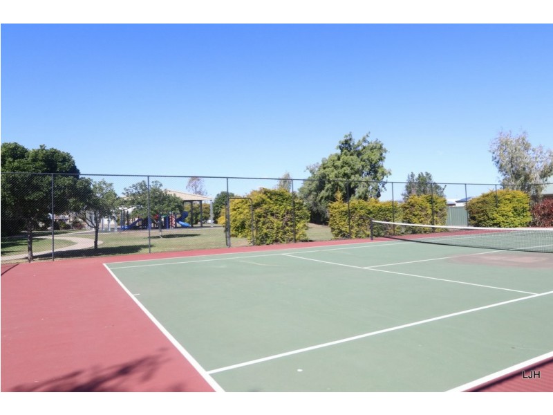 1 Siobhan Court, Emerald QLD 4720