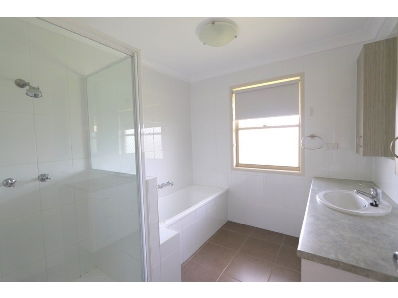 7 Spring Grove, Emerald QLD 4720