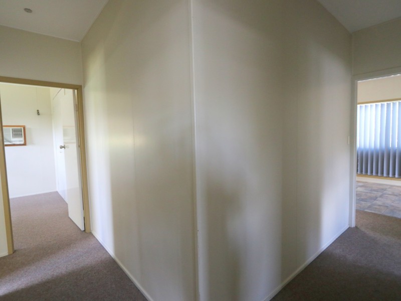 30 Harris St, Emerald QLD 4720