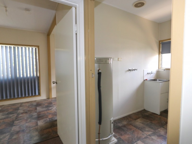 30 Harris St, Emerald QLD 4720