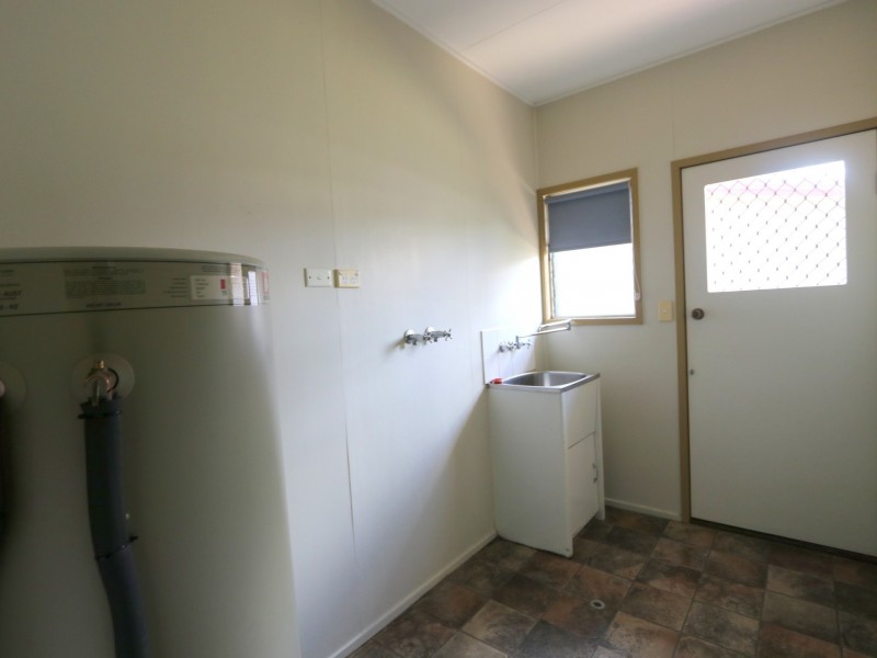 30 Harris St, Emerald QLD 4720