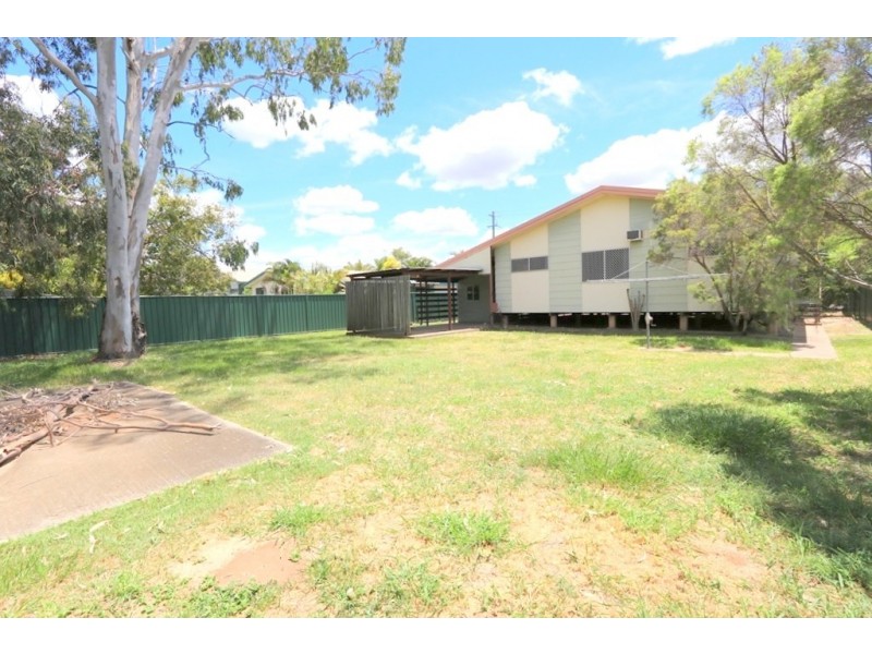 30 Harris St, Emerald QLD 4720