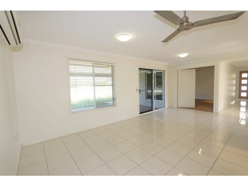 9 Blue Gums Drive, Emerald QLD 4720