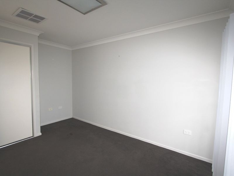 30 Mayfair Drive, Emerald QLD 4720