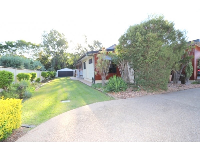 4A Crinum Crescent, Emerald QLD 4720