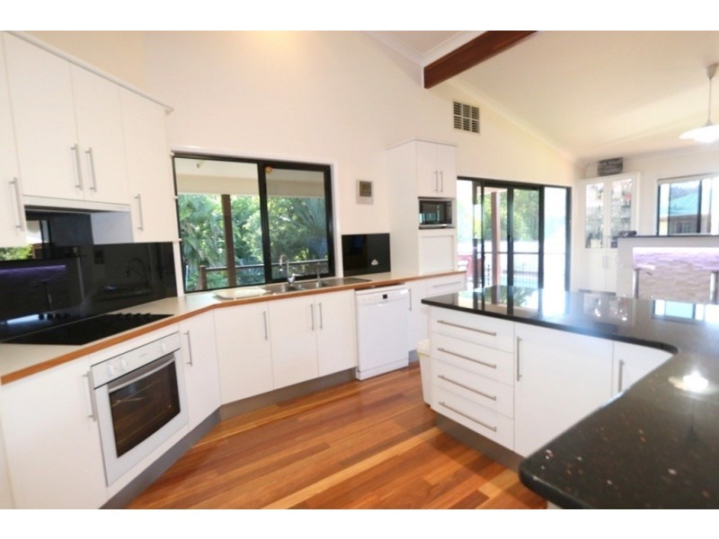 4A Crinum Crescent, Emerald QLD 4720