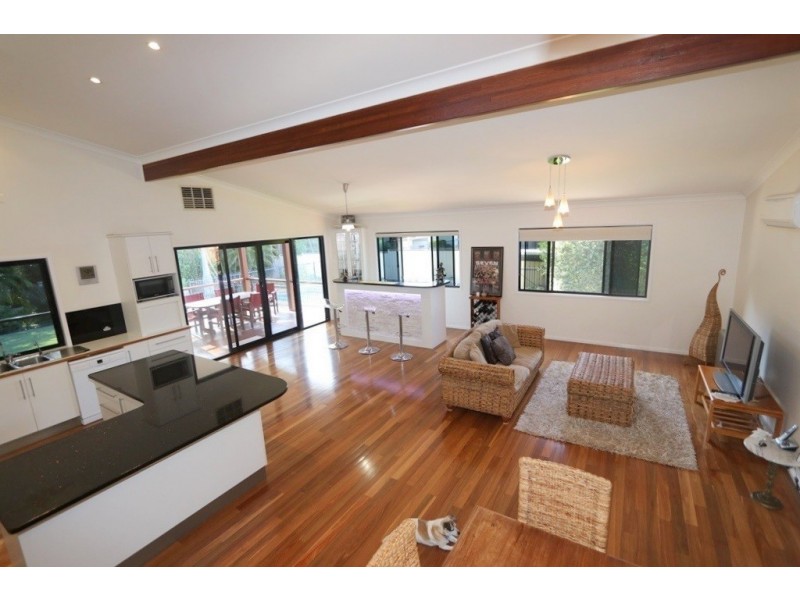 4A Crinum Crescent, Emerald QLD 4720